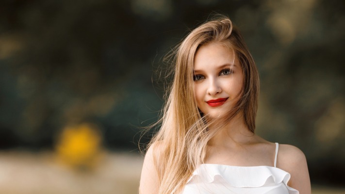 Girls. Desktop wallpaper