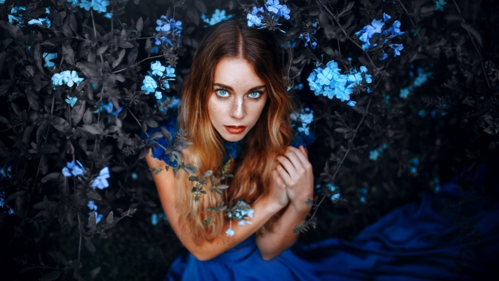 Girls. Desktop wallpaper