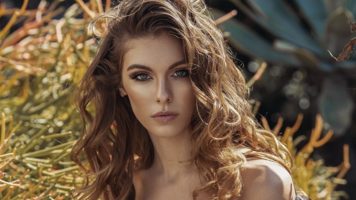 Carmella Rose. Desktop wallpaper