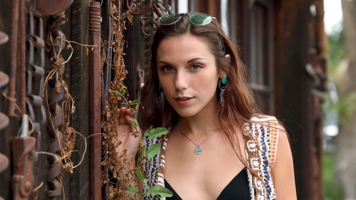 Elena Generi. Desktop wallpaper