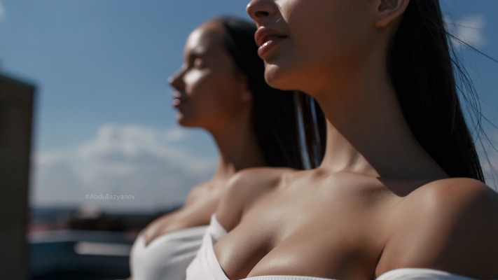 Girls. Desktop wallpaper