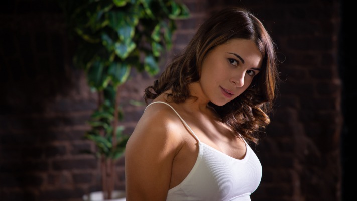 Alice Kelly. Desktop wallpaper