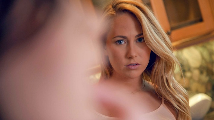 Carter Cruise. Desktop wallpaper