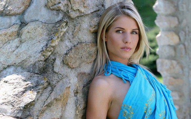 Iveta Vale. Desktop wallpaper
