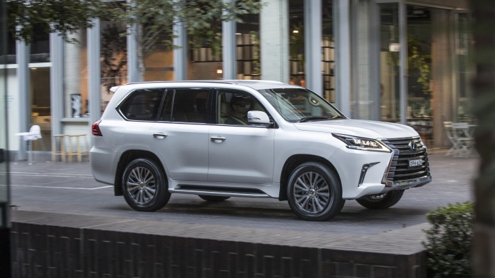 Lexus LX 400d 2018. Desktop wallpaper