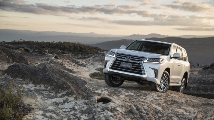 Lexus LX 400d 2018. Desktop wallpaper