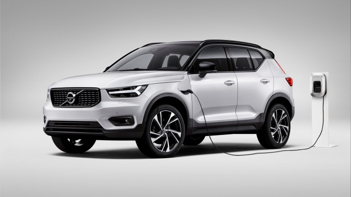 Volvo XC40 T5 Plug-in Hynrid 2018. Desktop wallpaper