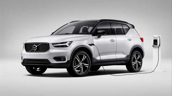 Volvo XC40 T5 Plug-in Hynrid 2018. Desktop wallpaper