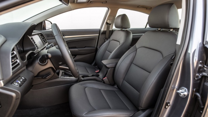 Hyundai Elantra 2019. Desktop wallpaper