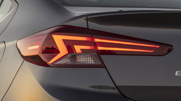 Hyundai Elantra 2019. Desktop wallpaper