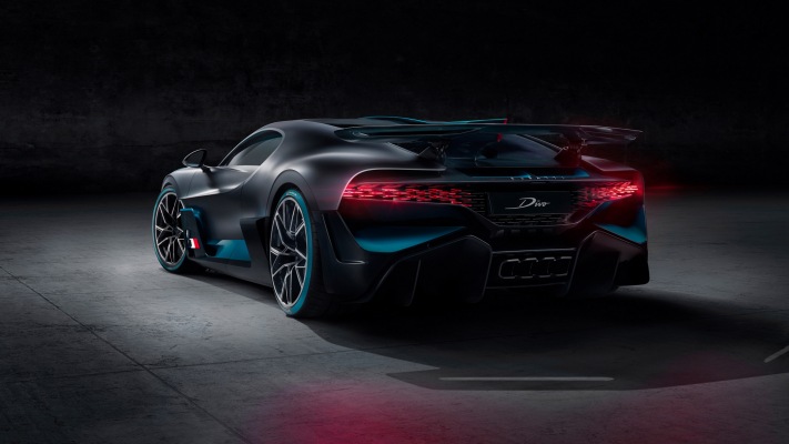 Bugatti Divo 2019. Desktop wallpaper