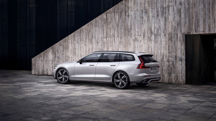 Volvo V60 R-Design 2019. Desktop wallpaper
