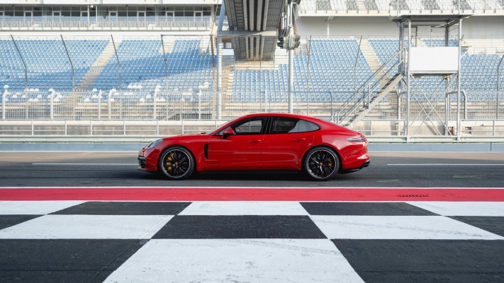 Porsche Panamera GTS 2019. Desktop wallpaper