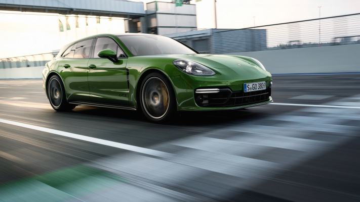Porsche Panamera GTS 2019. Desktop wallpaper