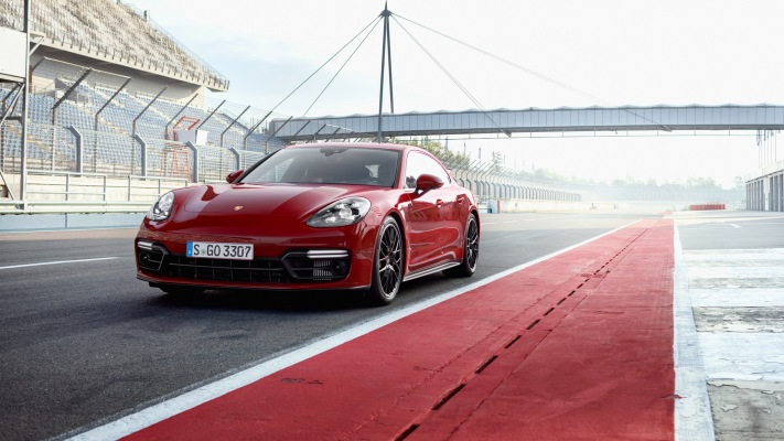 Porsche Panamera GTS 2019. Desktop wallpaper