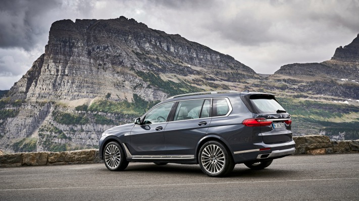 BMW X7 xDrive40i 2019. Desktop wallpaper