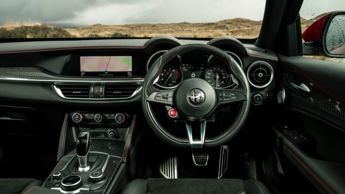 Alfa Romeo Stelvio Quadrifoglio 2018. Desktop wallpaper