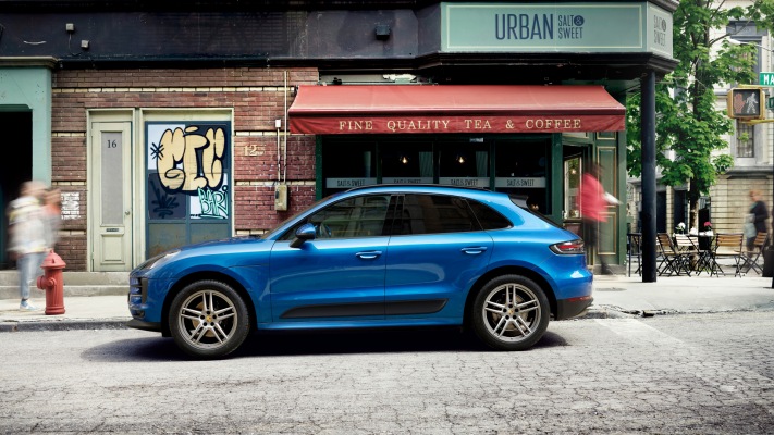 Porsche Macan 2018. Desktop wallpaper
