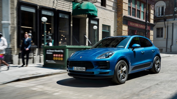 Porsche Macan 2018. Desktop wallpaper