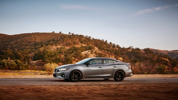 Nissan Maxima 2019. Desktop wallpaper