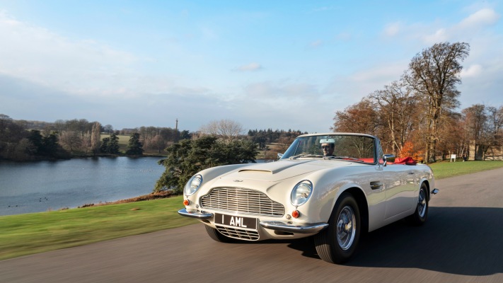 Aston Martin Heritage EV Concept 2018. Desktop wallpaper