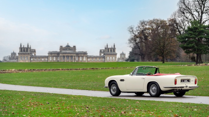 Aston Martin Heritage EV Concept 2018. Desktop wallpaper