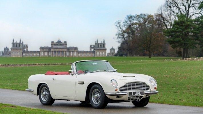 Aston Martin Heritage EV Concept 2018. Desktop wallpaper