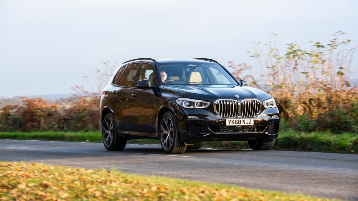 BMW X5 30d 2019. Desktop wallpaper