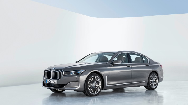 BMW 750Li 2020. Desktop wallpaper