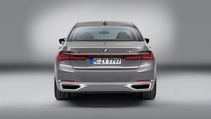 BMW 750Li 2020. Desktop wallpaper
