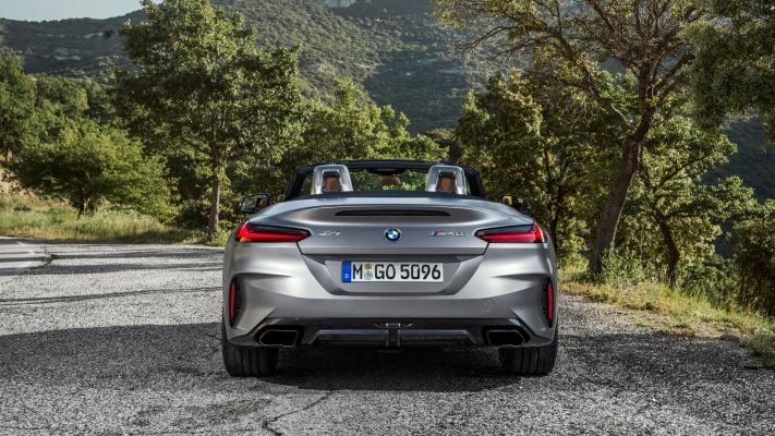 BMW Z4 M40i Roadster 2019. Desktop wallpaper