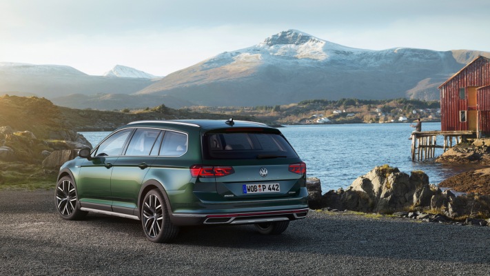 Volkswagen Passat Alltrack 2020. Desktop wallpaper