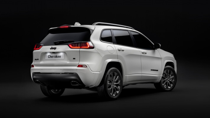 Jeep Cherokee S 2019. Desktop wallpaper