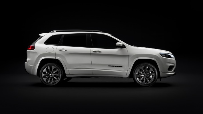 Jeep Cherokee S 2019. Desktop wallpaper