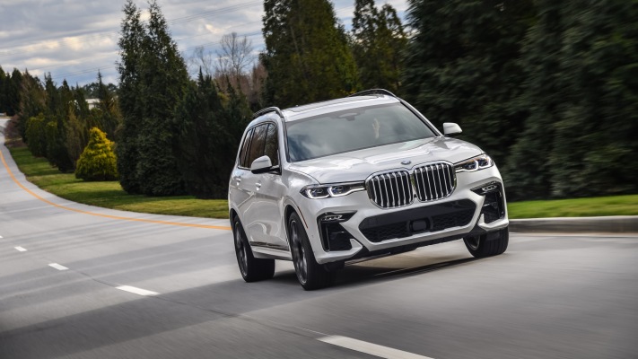 BMW X7 xDrive50i 2019. Desktop wallpaper