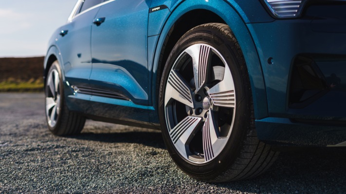 Audi e-tron SUV UK Version 2019. Desktop wallpaper