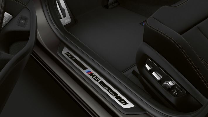 BMW M5 Edition 35 Years 2019. Desktop wallpaper