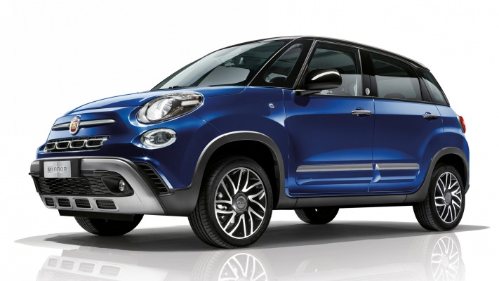 Fiat 500L Cross Mirror 2019. Desktop wallpaper