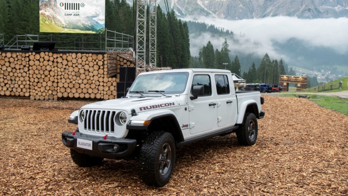Jeep Gladiator Europe Version 2020. Desktop wallpaper