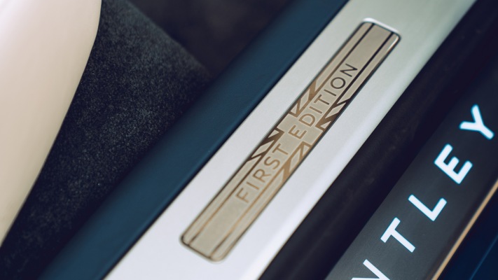 Bentley Flying Spur First Edition 2019. Desktop wallpaper