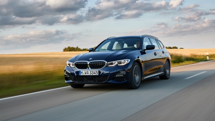 BMW 330d xDrive Touring 2020. Desktop wallpaper