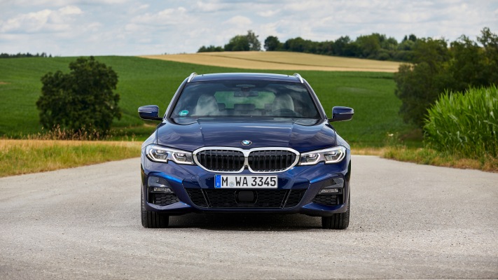 BMW 330d xDrive Touring 2020. Desktop wallpaper