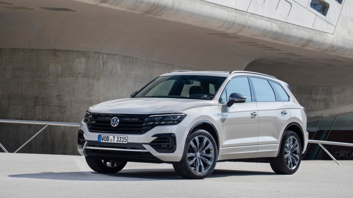 Volkswagen Touareg One Million SE 2019. Desktop wallpaper