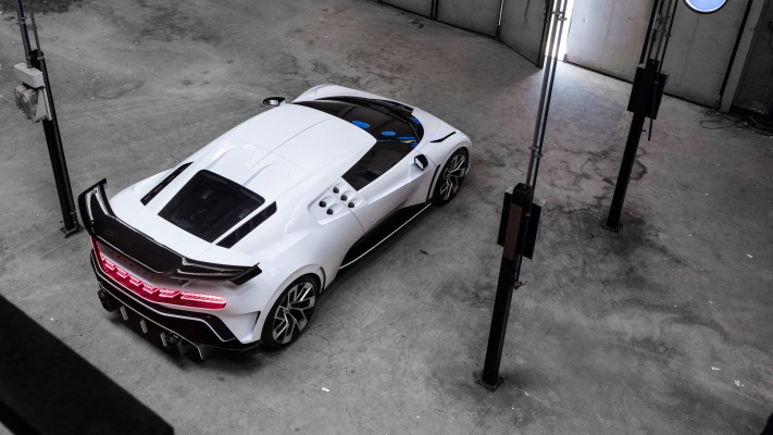Bugatti Centodieci 2020. Desktop wallpaper