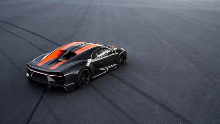 Bugatti Chiron Super Sport 300+ 2021. Desktop wallpaper
