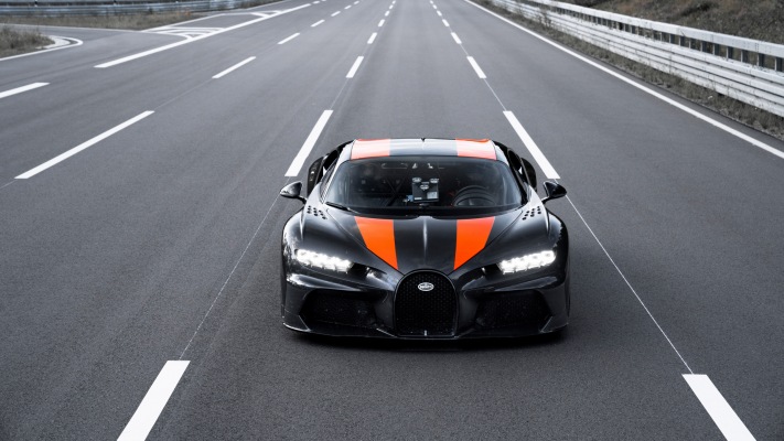 Bugatti Chiron Super Sport 300+ 2021. Desktop wallpaper