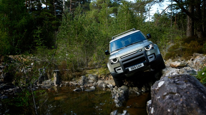 Land Rover Defender 90 2020. Desktop wallpaper