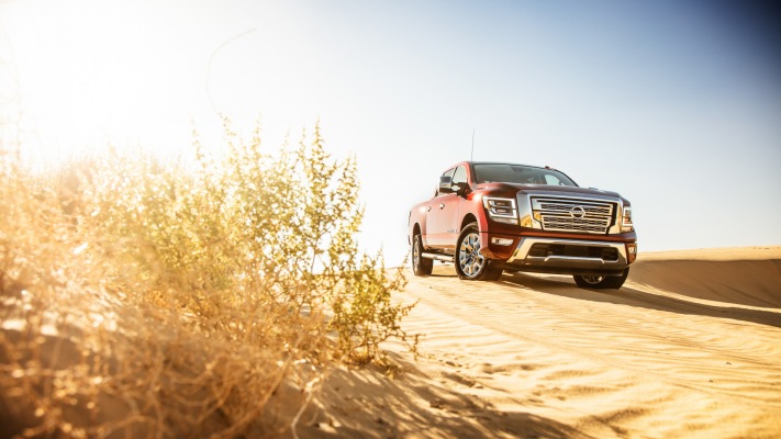 Nissan Titan SL 2020. Desktop wallpaper