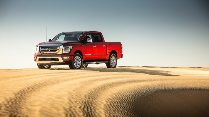 Nissan Titan SL 2020. Desktop wallpaper