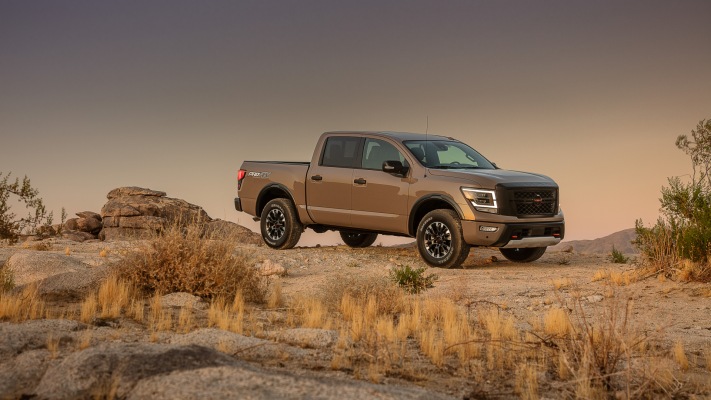 Nissan Titan PRO-4X 2020. Desktop wallpaper